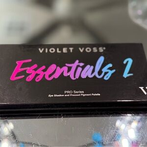✨ Violet Voss Essentials Eyeshadow Palettes Bundle (Essentials 1 & 2) ✨